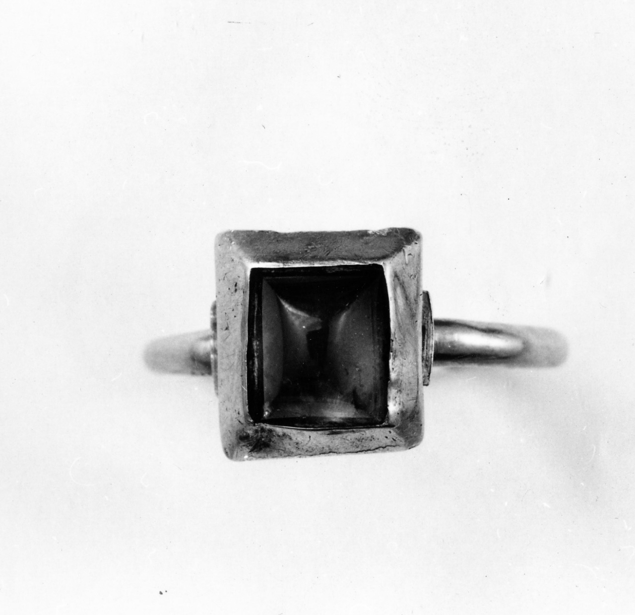 anello - manifattura europea (seconda metà sec. XIV)