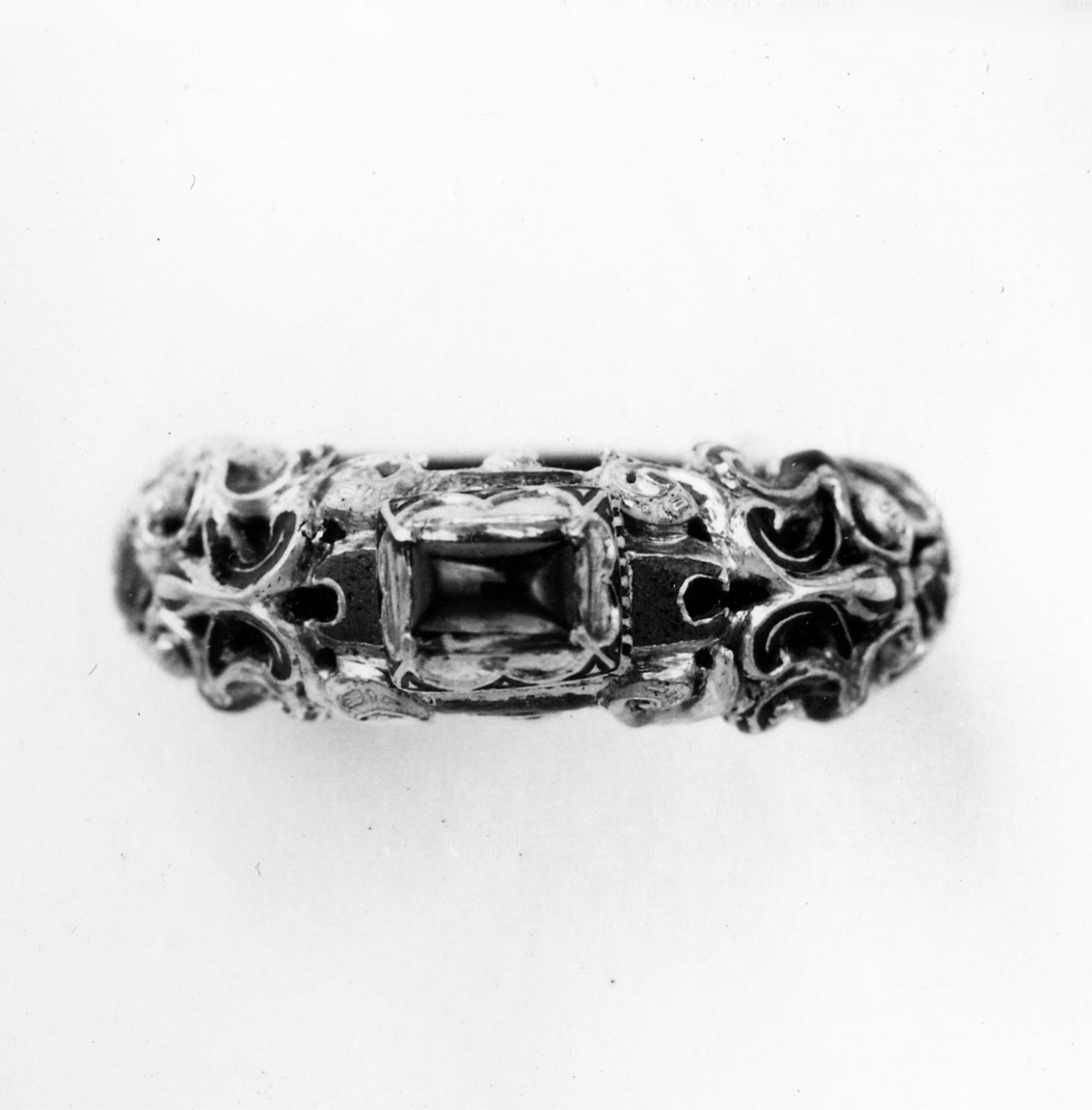 anello - manifattura europea (sec. XVI)