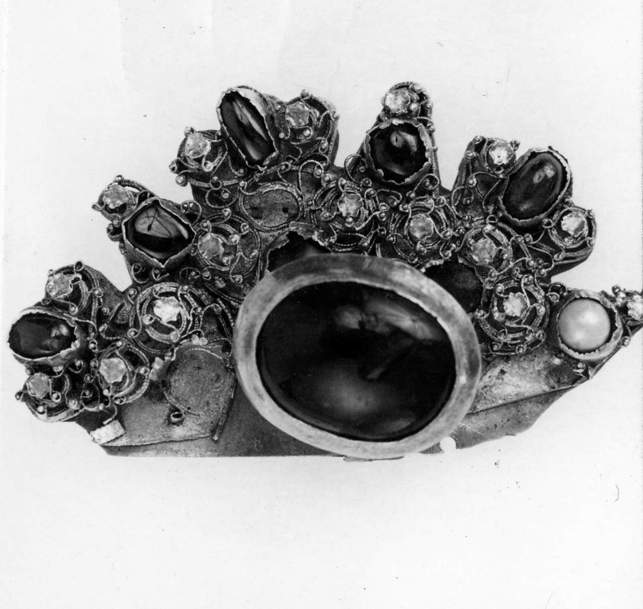 fibula, frammento - manifattura europea (ultimo quarto sec. XIII)