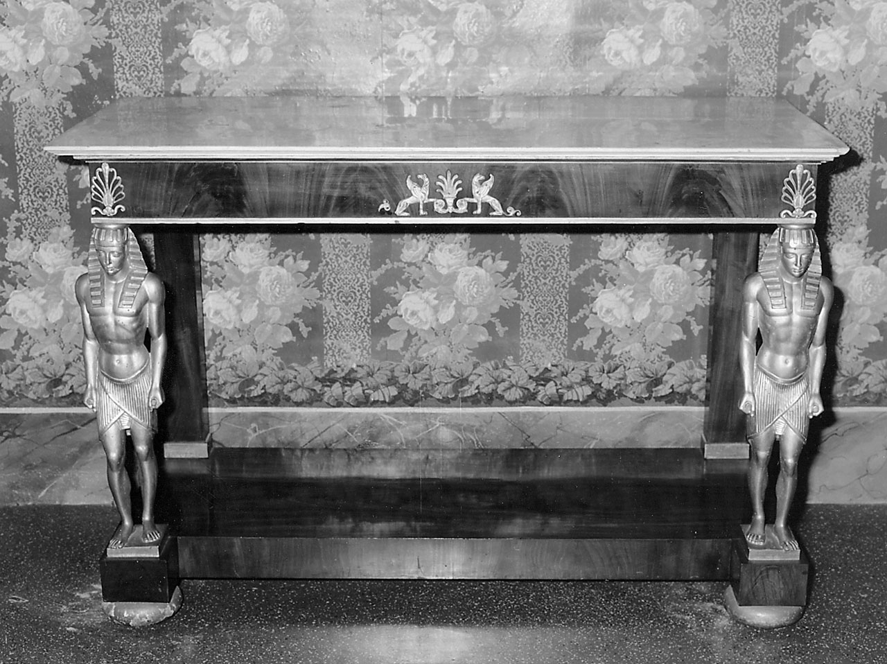 console - bottega toscana (sec. XIX)