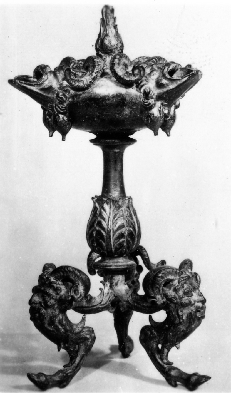 lucerna - manifattura Italia settentrionale (seconda metà sec. XVI)