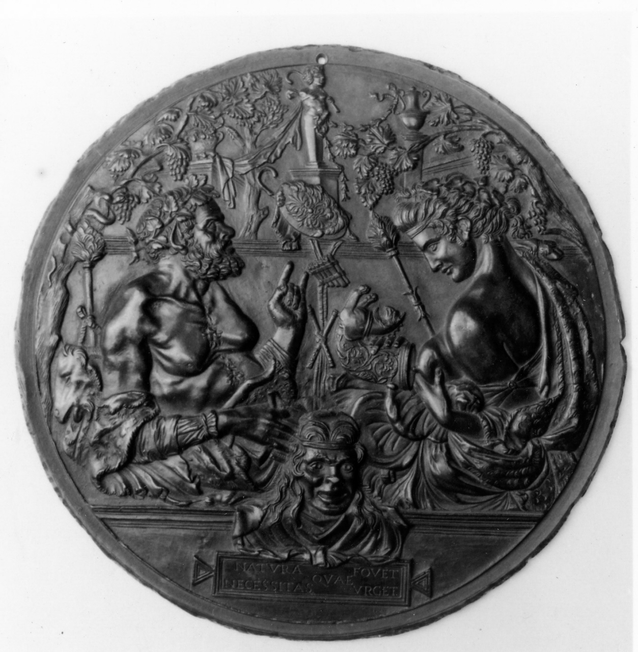 Menade e Satiro (placchetta) di Maestro IO.F.F (fine/inizio secc. XV/ XVI)