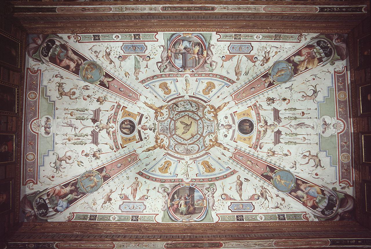 motivi decorativi a grottesche con scene (soffitto dipinto) di Allori Alessandro (bottega) (sec. XVI)
