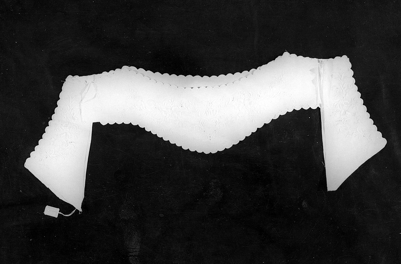 camicia, frammento - manifattura Italia meridionale (inizio sec. XX)