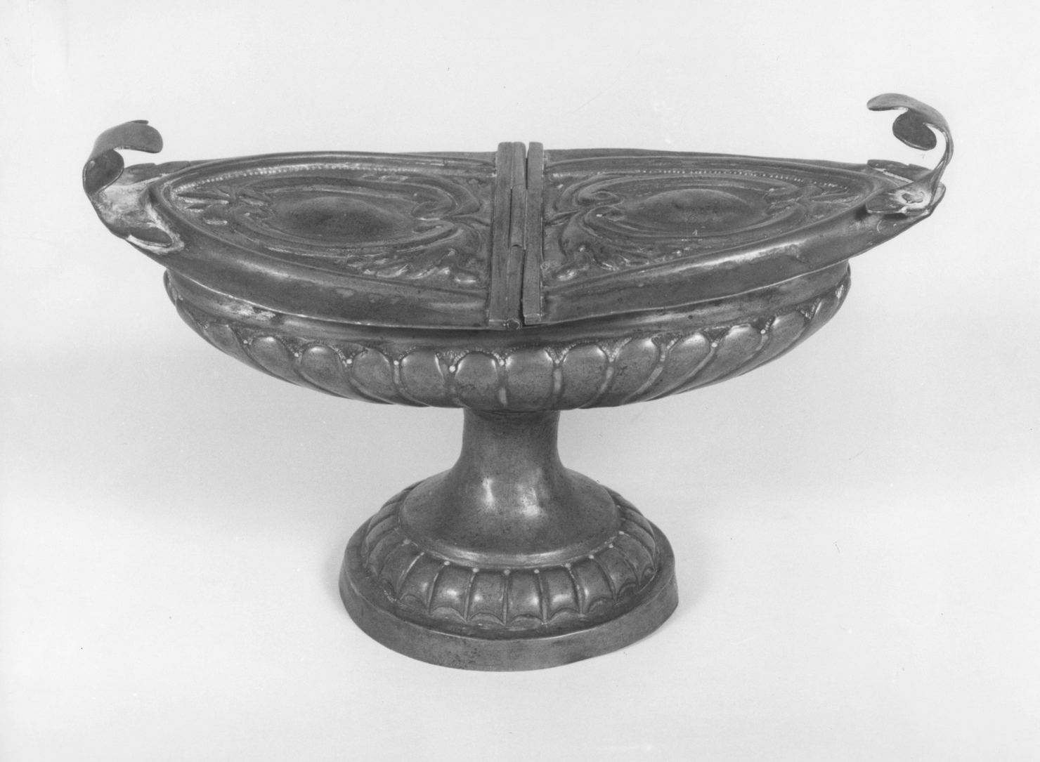 navicella portaincenso - bottega toscana (sec. XVIII)