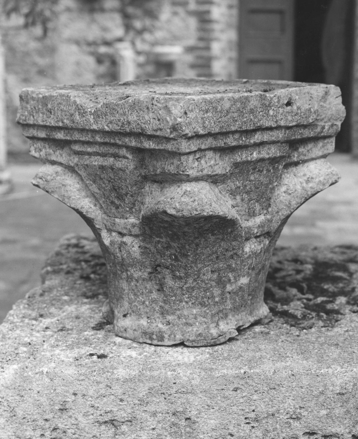 capitello - bottega toscana (sec. XV)