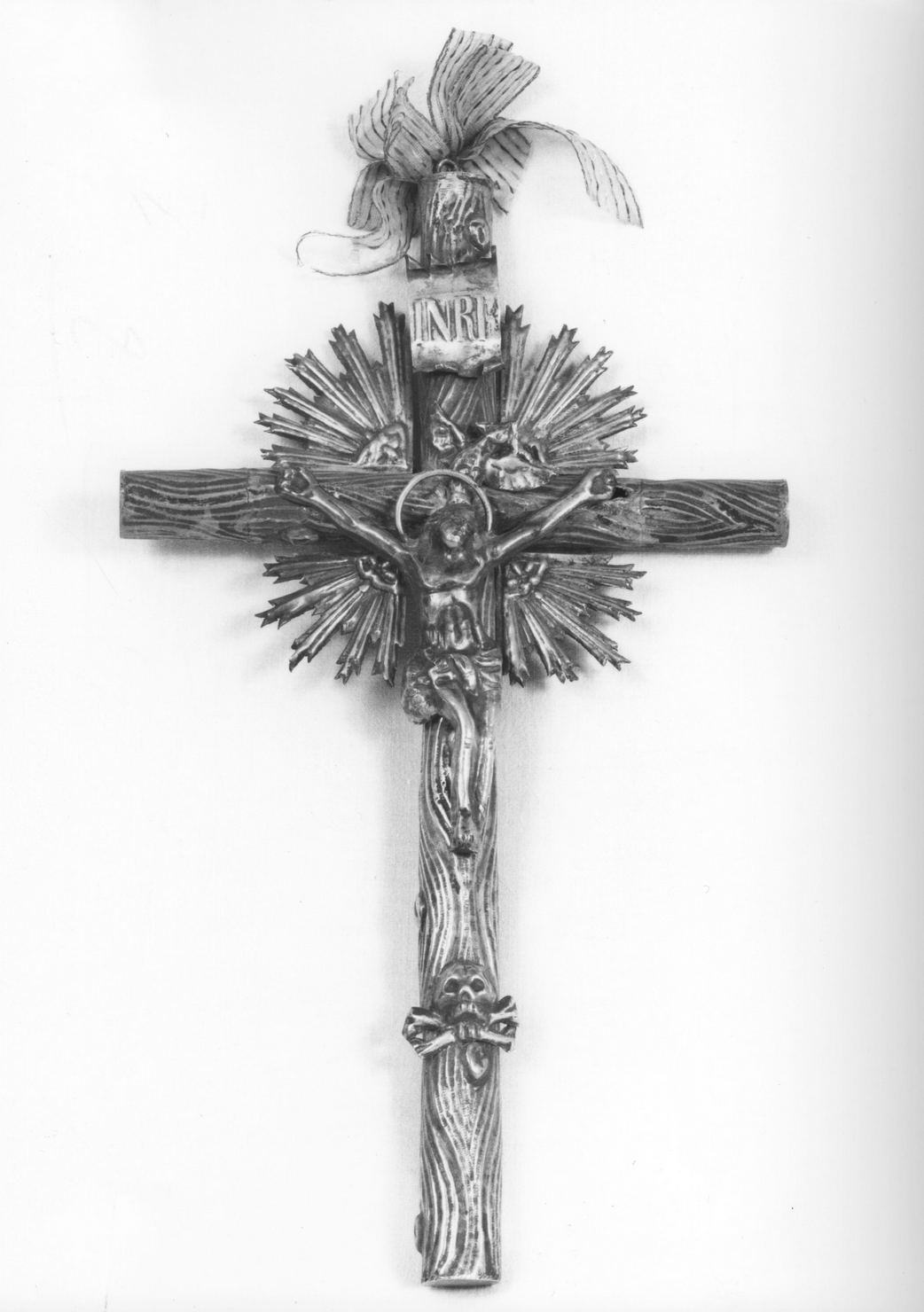 Cristo crocifisso (croce) - bottega italiana (sec. XX)