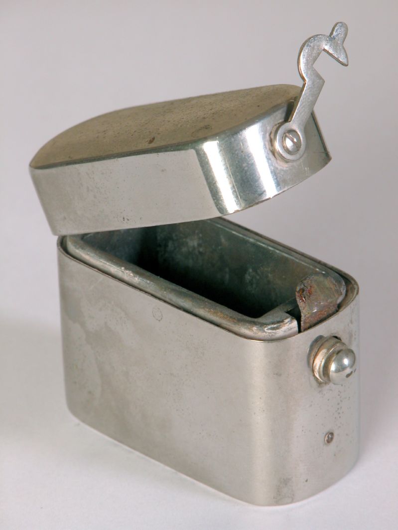 scatola - produzione italiana (metà sec. XX)