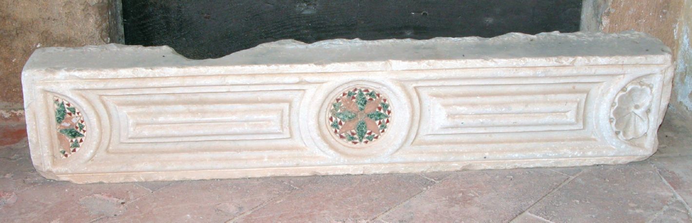 decorazione plastica, frammento - ambito toscano (secc. XV/ XVI)