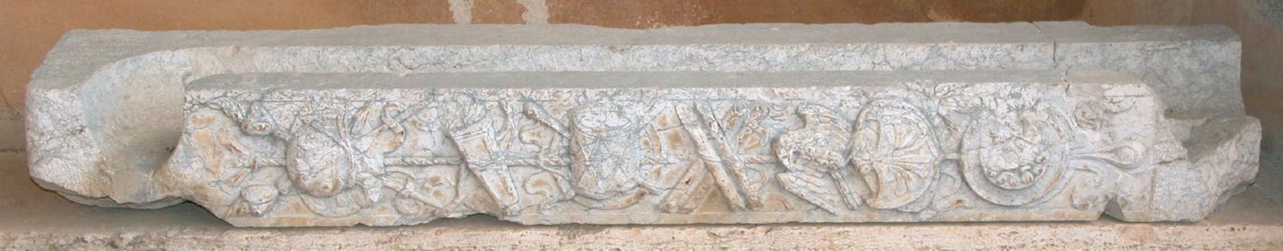 decorazione plastica, frammento - ambito toscano (secc. XV/ XVI)