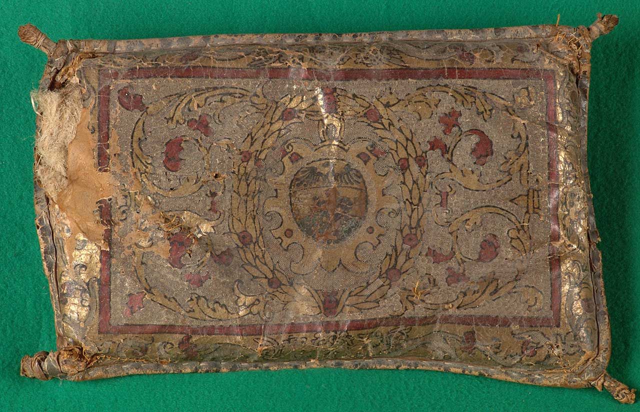 stemma gentilizio (cuscino) - bottega italiana (?) (sec. XVII)