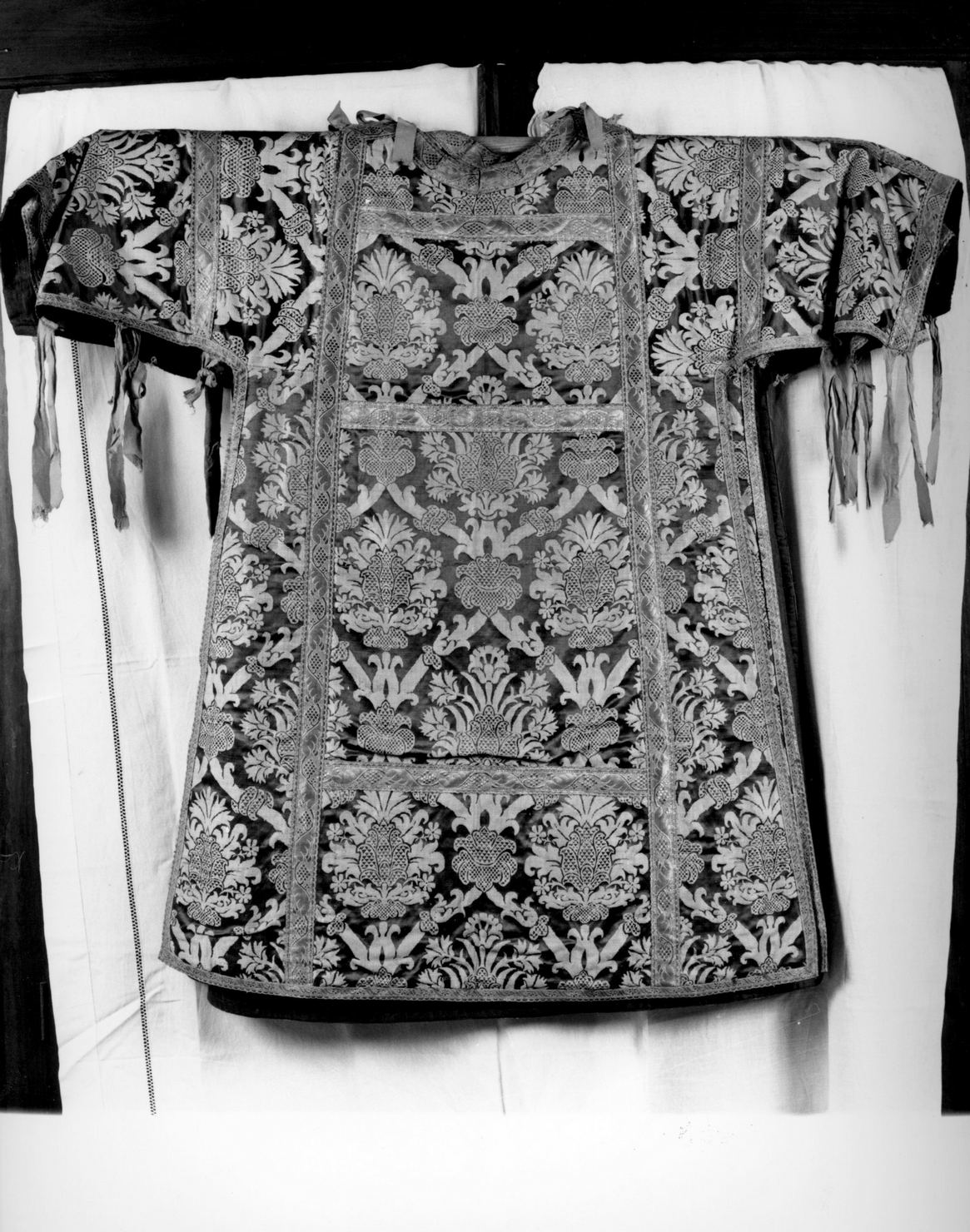 tunicella, serie - manifattura italiana (seconda metà sec. XVI)