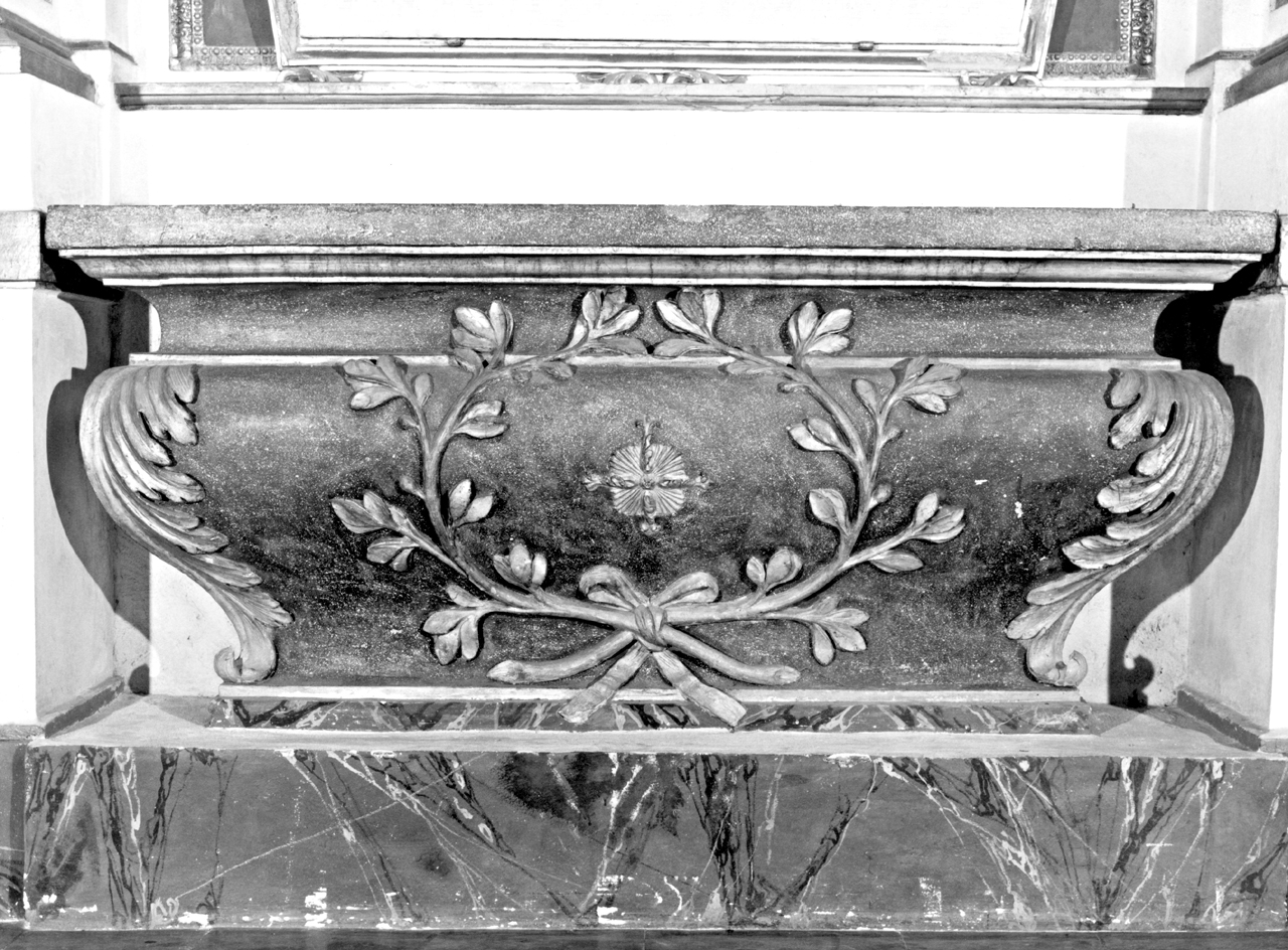 altare a sarcofago, serie di Franchini Jacopo (sec. XVIII)
