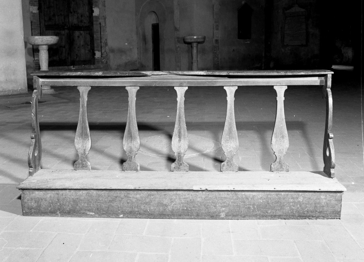 inginocchiatoio - a montanti sagomati, serie - bottega toscana (sec. XVIII)