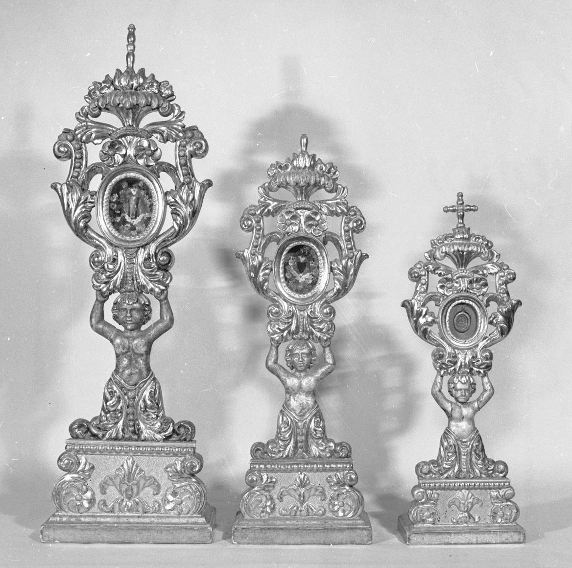 reliquiario - a ostensorio, serie - bottega toscana (seconda metà sec. XVIII)