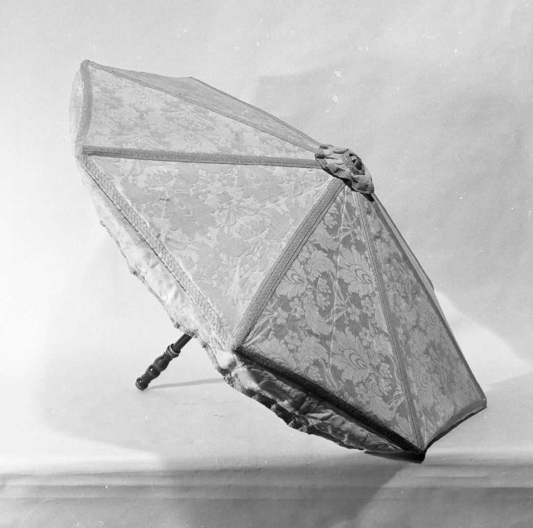 ombrellino processionale - manifattura toscana (sec. XIX)