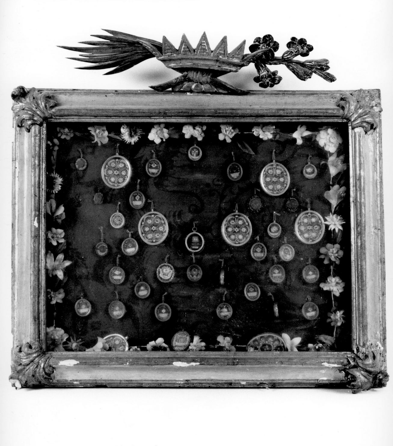 cornice - bottega italiana (prima metà sec. XIX)