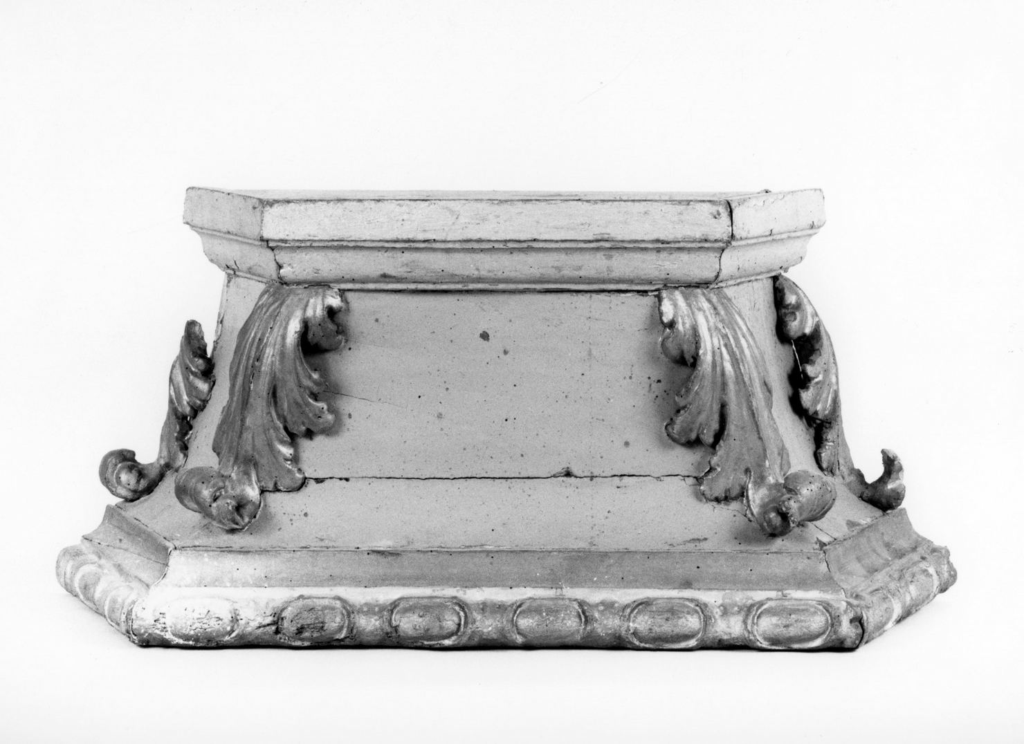 base - bottega italiana (sec. XIX)