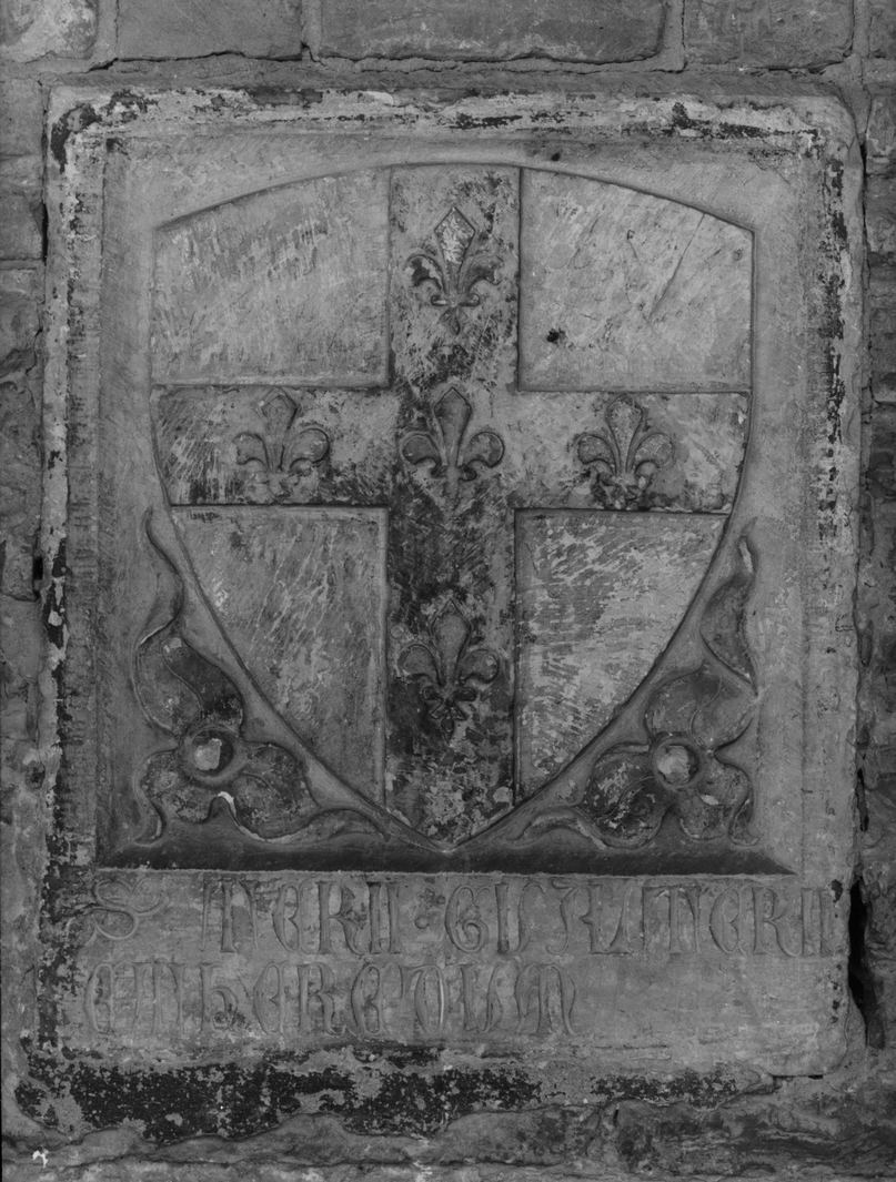 stemma gentilizio di Tero Gualtieri (lapide tombale) - bottega senese (secc. XIV/ XV)
