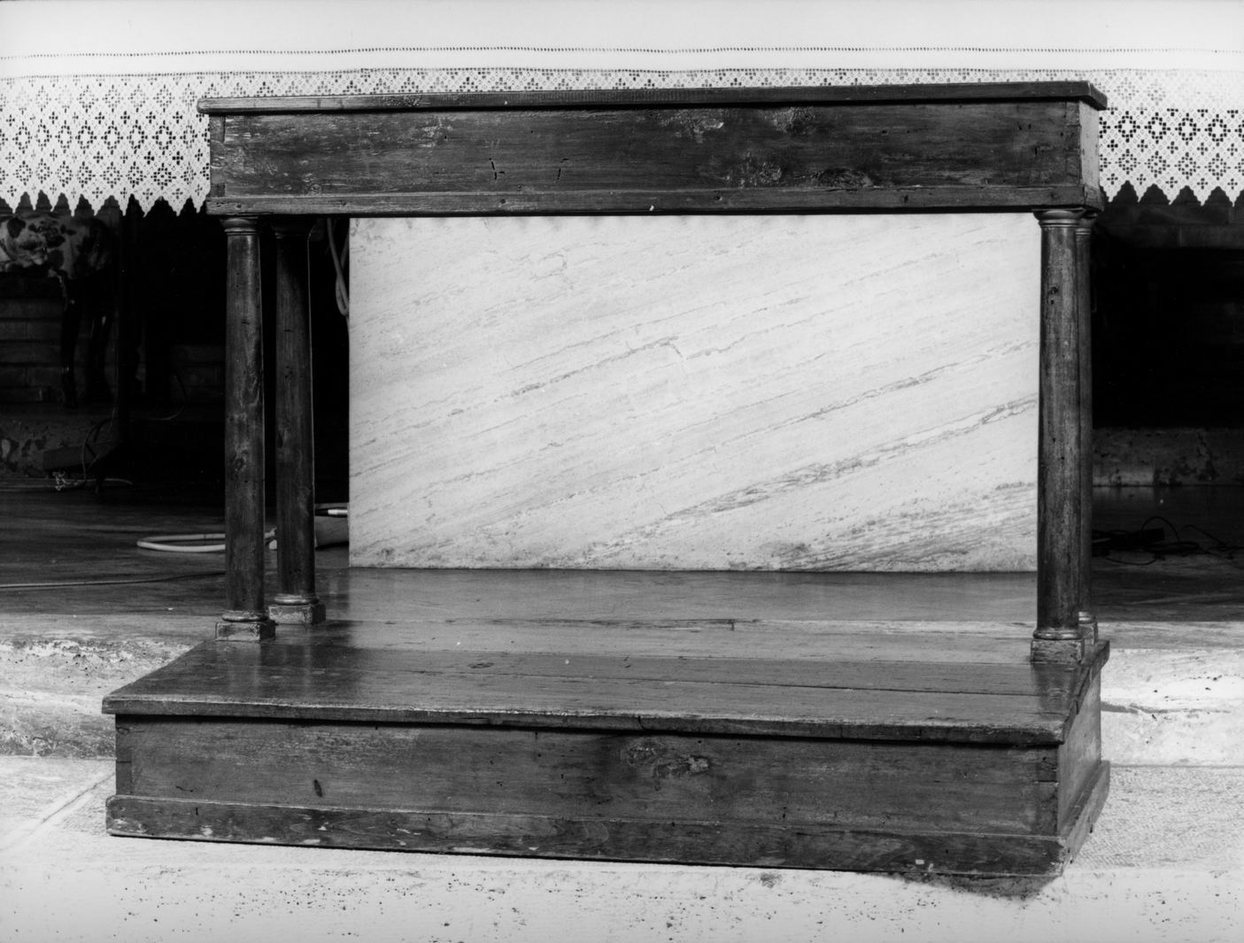 inginocchiatoio, serie - bottega senese (fine sec. XVIII)