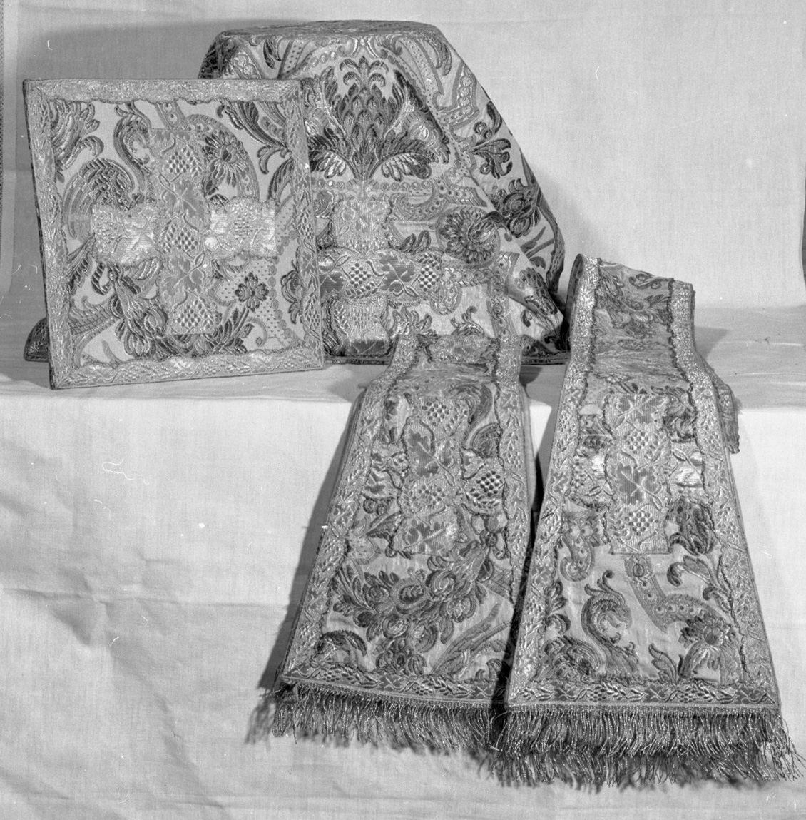 San Michele Arcangelo combatte Satana (dipinto) - ambito senese (sec. XVII)