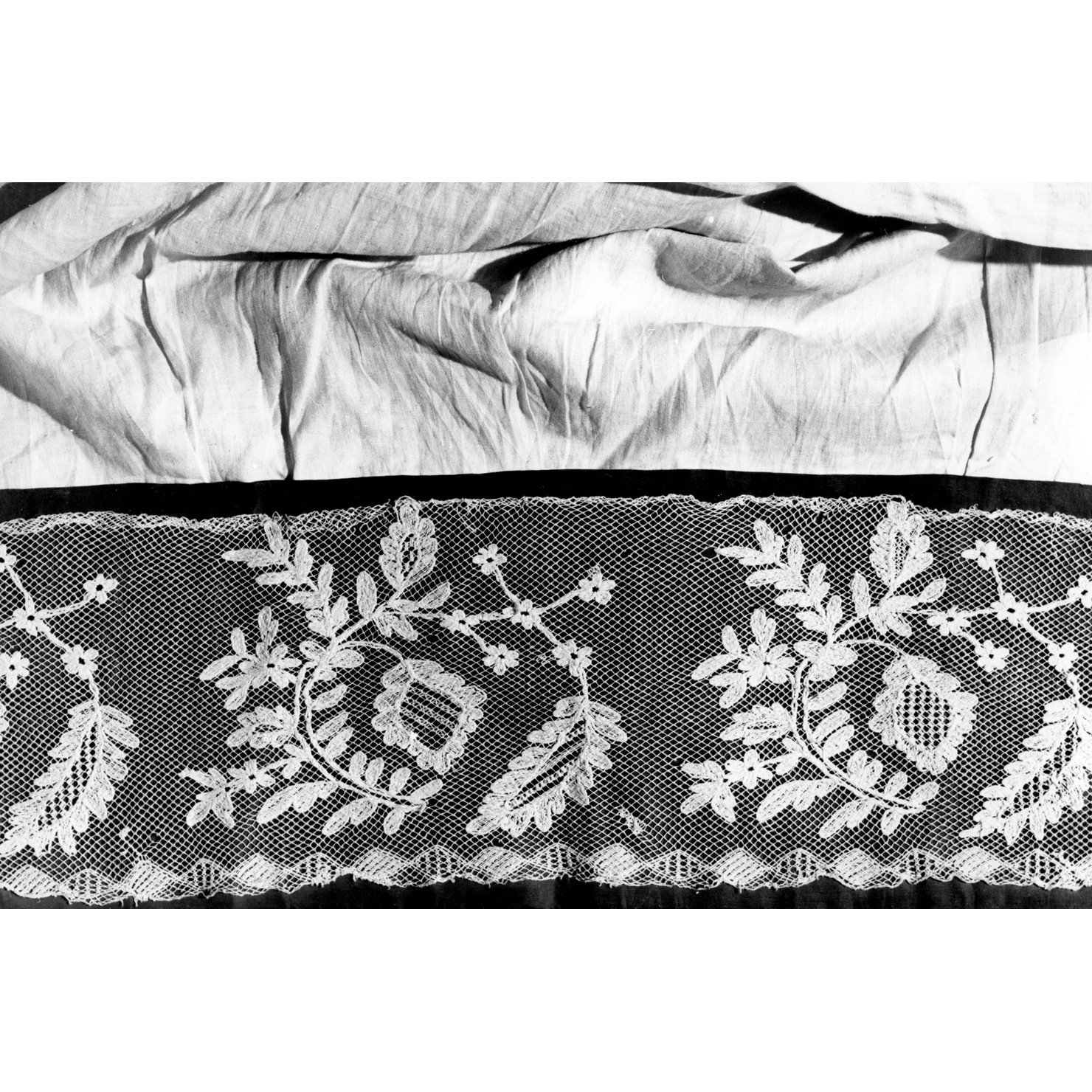 camice - manifattura italiana (sec. XX)