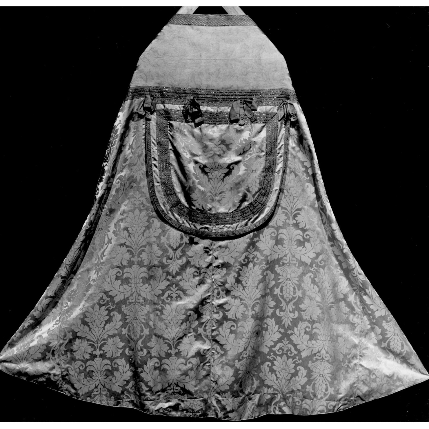 piviale - manifattura italiana (sec. XX)