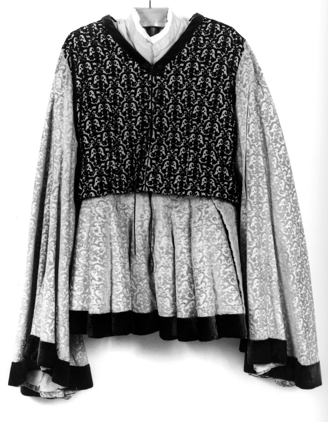 montura - da paggio maggiore, elemento d'insieme di Griccioli Emilio (sec. XX)