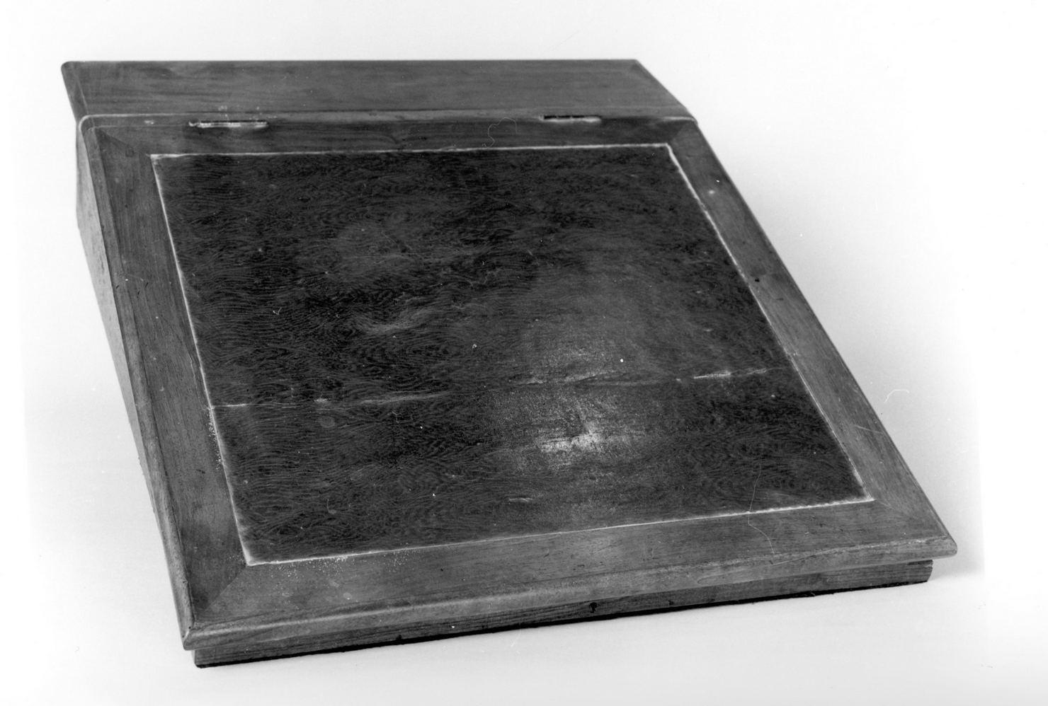 scrittoio - bottega toscana (prima metà sec. XX)