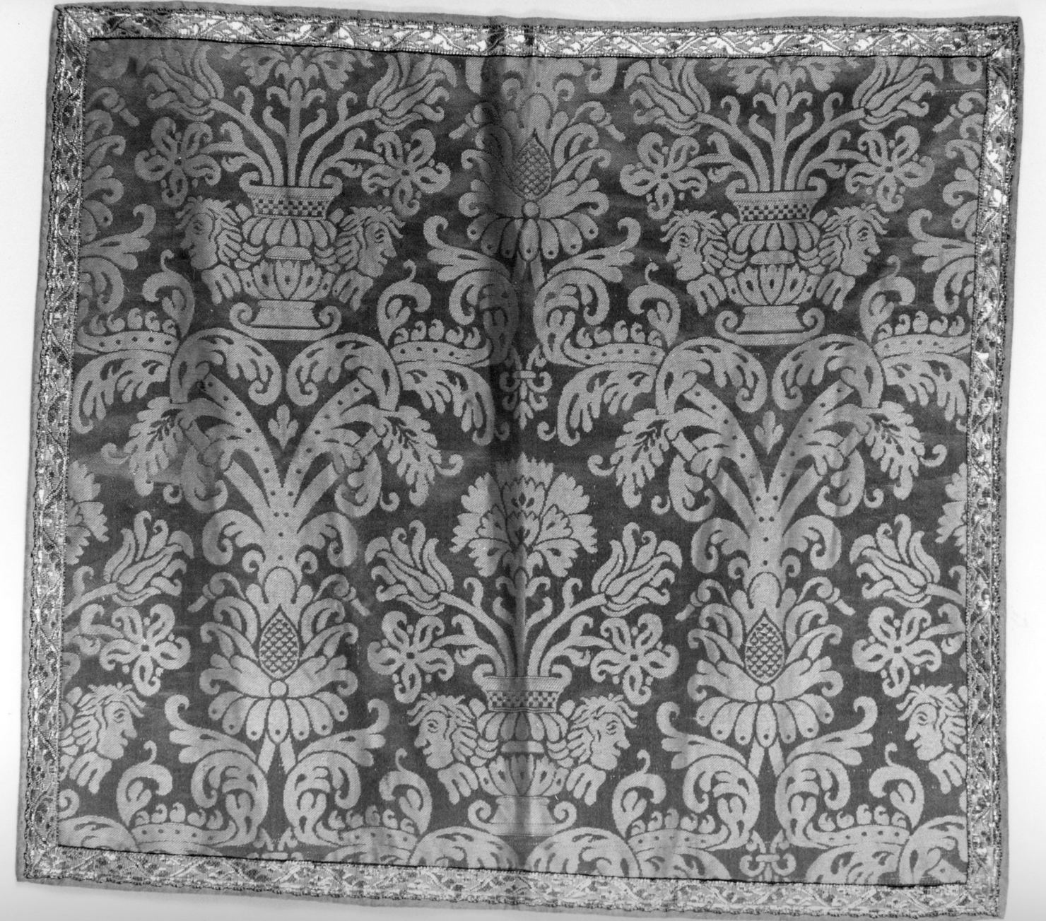 motivi decorativi vegetali (velo di calice, elemento d'insieme) - manifattura italiana (fine/inizio secc. XVI/ XVII)