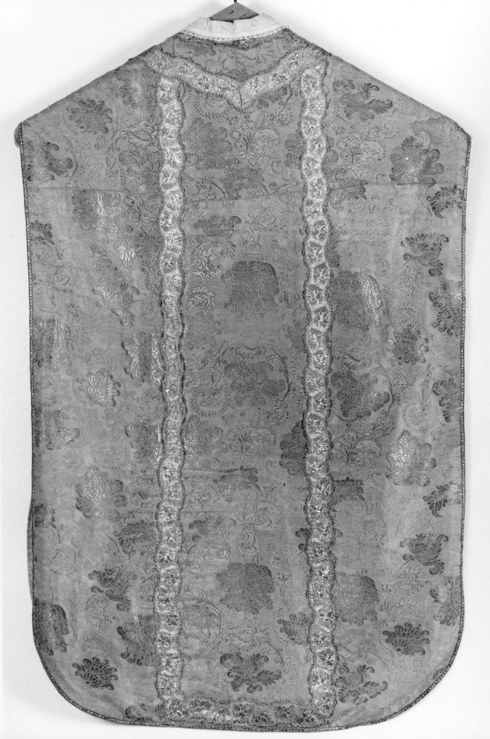 motivi decorativi vegetali (pianeta, elemento d'insieme) - manifattura italiana (prima metà sec. XVIII)