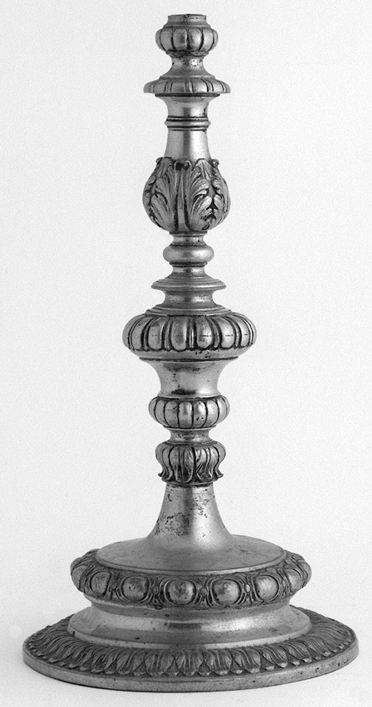 base di ostensorio, elemento d'insieme - bottega italiana (secc. XVIII/ XIX)