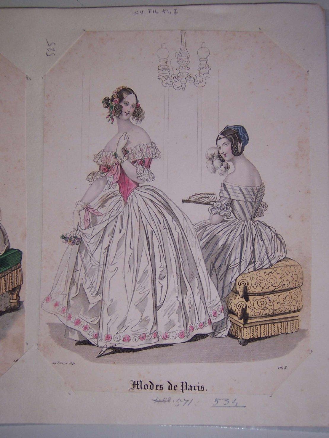 due signore in abito alla moda di Parigi (stampa) - ambito europeo (sec. XIX)