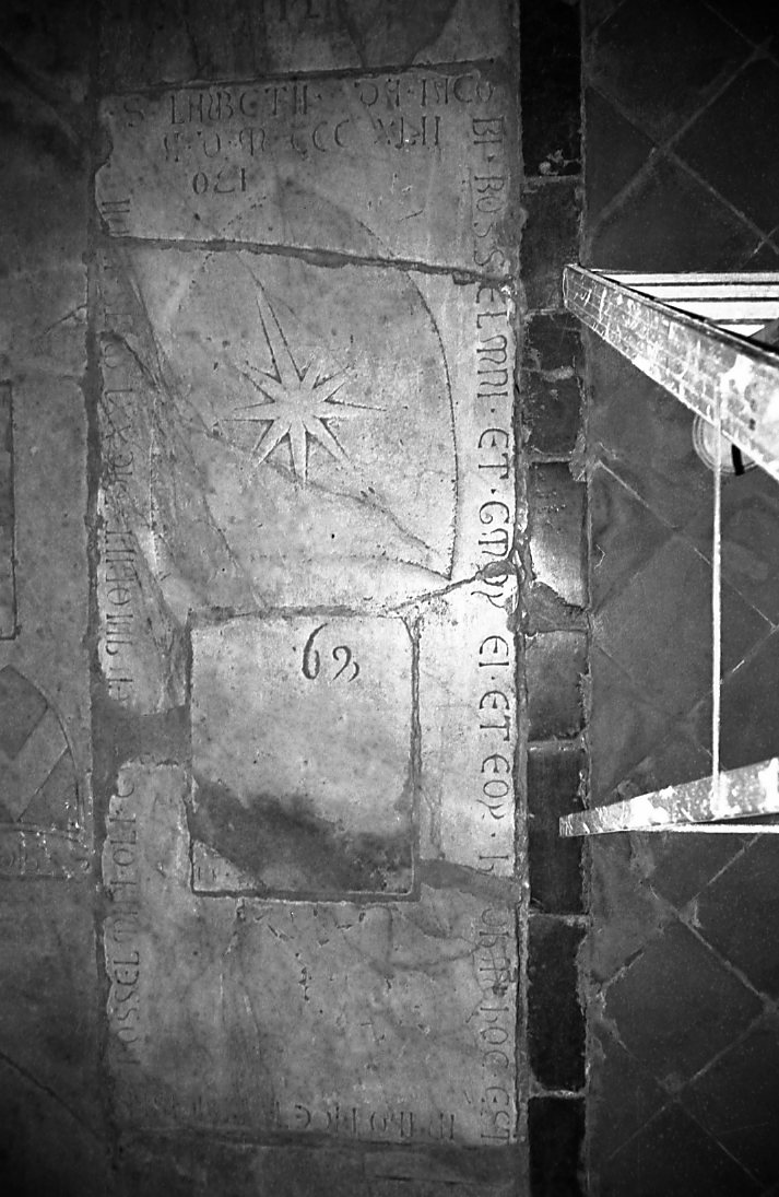 lapide tombale, opera isolata - bottega toscana (sec. XIV)