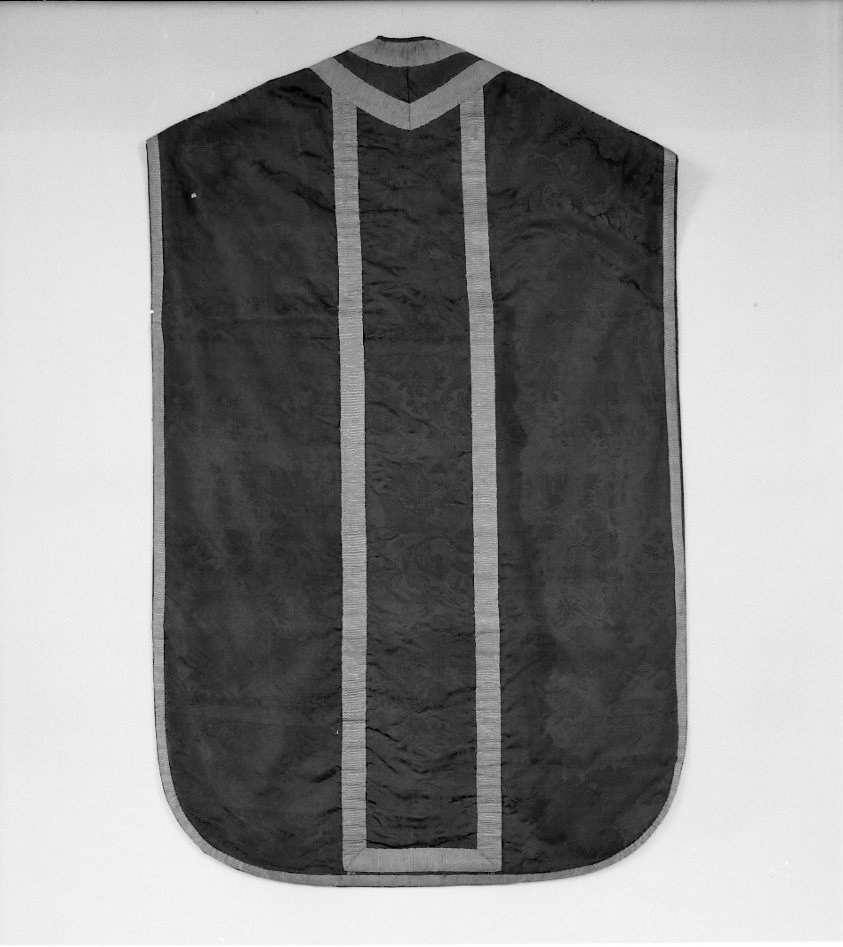 pianeta, elemento d'insieme - manifattura lucchese (terzo quarto sec. XVII, sec. XVIII)