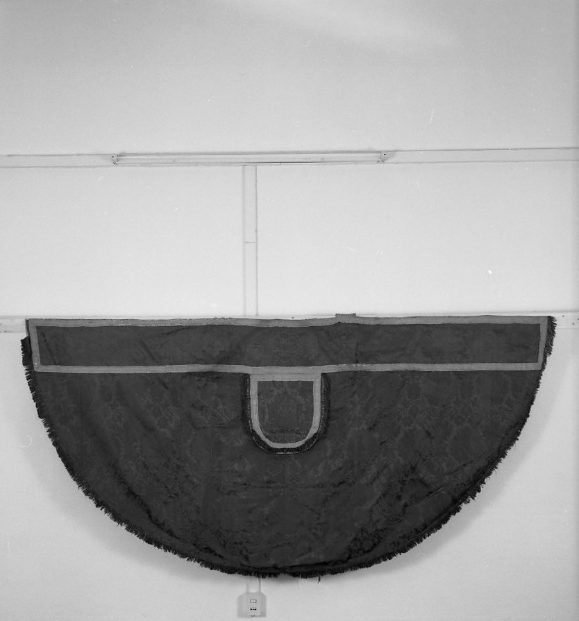 piviale, elemento d'insieme - manifattura lucchese (fine/inizio secc. XVIII/ XIX)