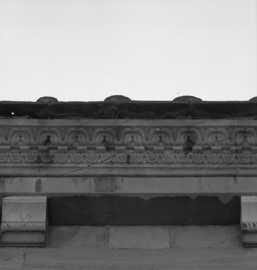 cornicione - bottega pisana (sec. XIX)