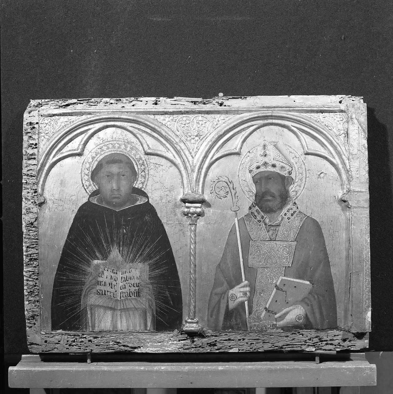 S. Tommaso d'Aquino e S. Agostino (scomparto di predella) di Martini Simone (sec. XIV)