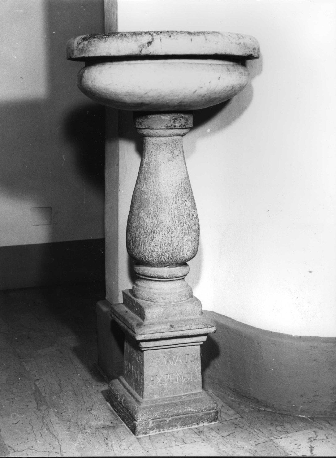 acquasantiera - artigianato toscano (sec. XVII)