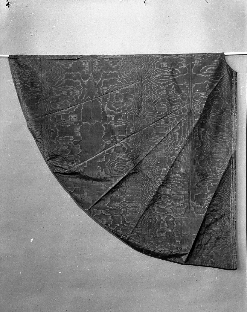 mantello - manifattura italiana (sec. XVIII)