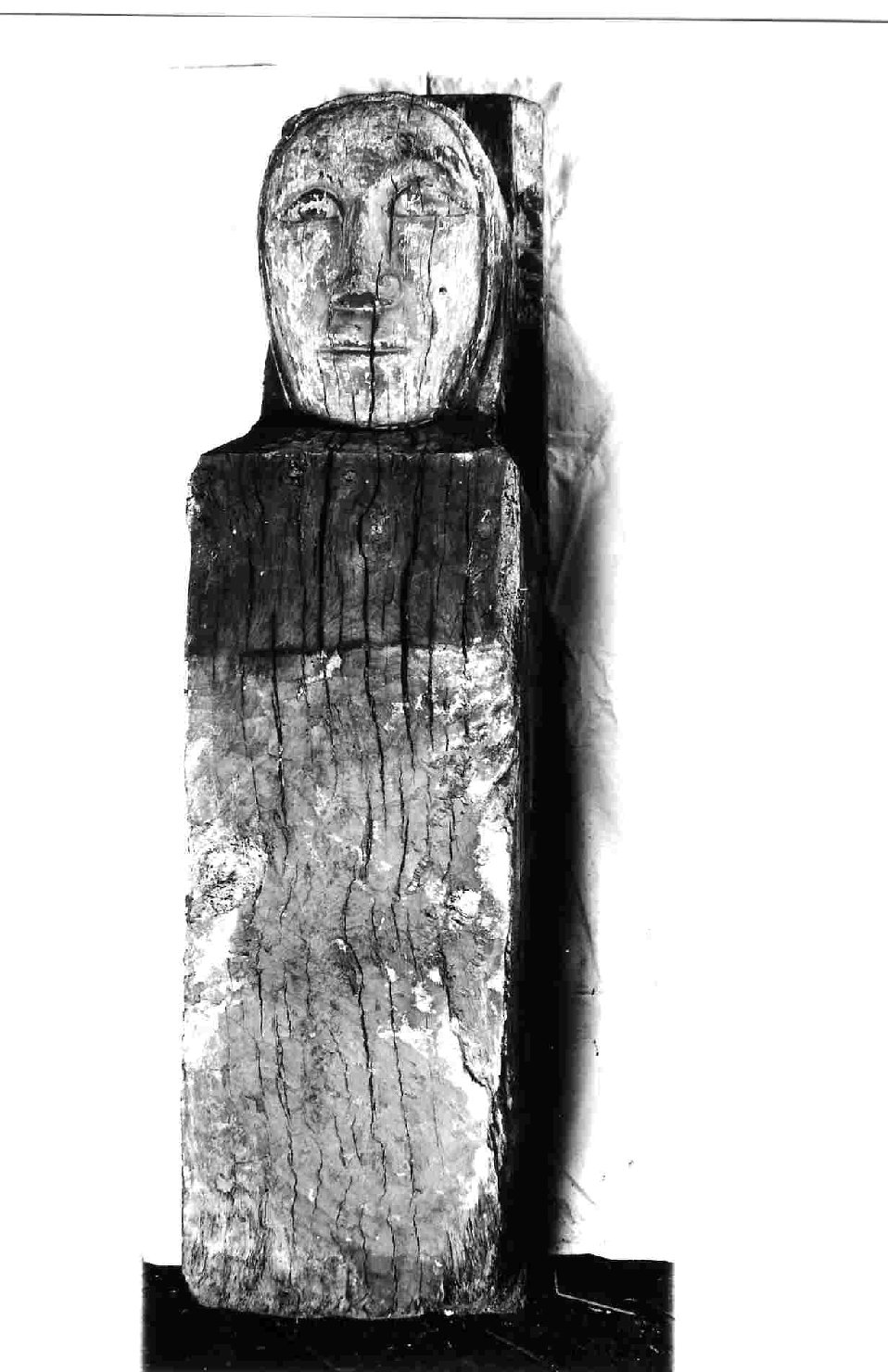 mensola, insieme - bottega umbra (ultimo quarto sec. XIII)