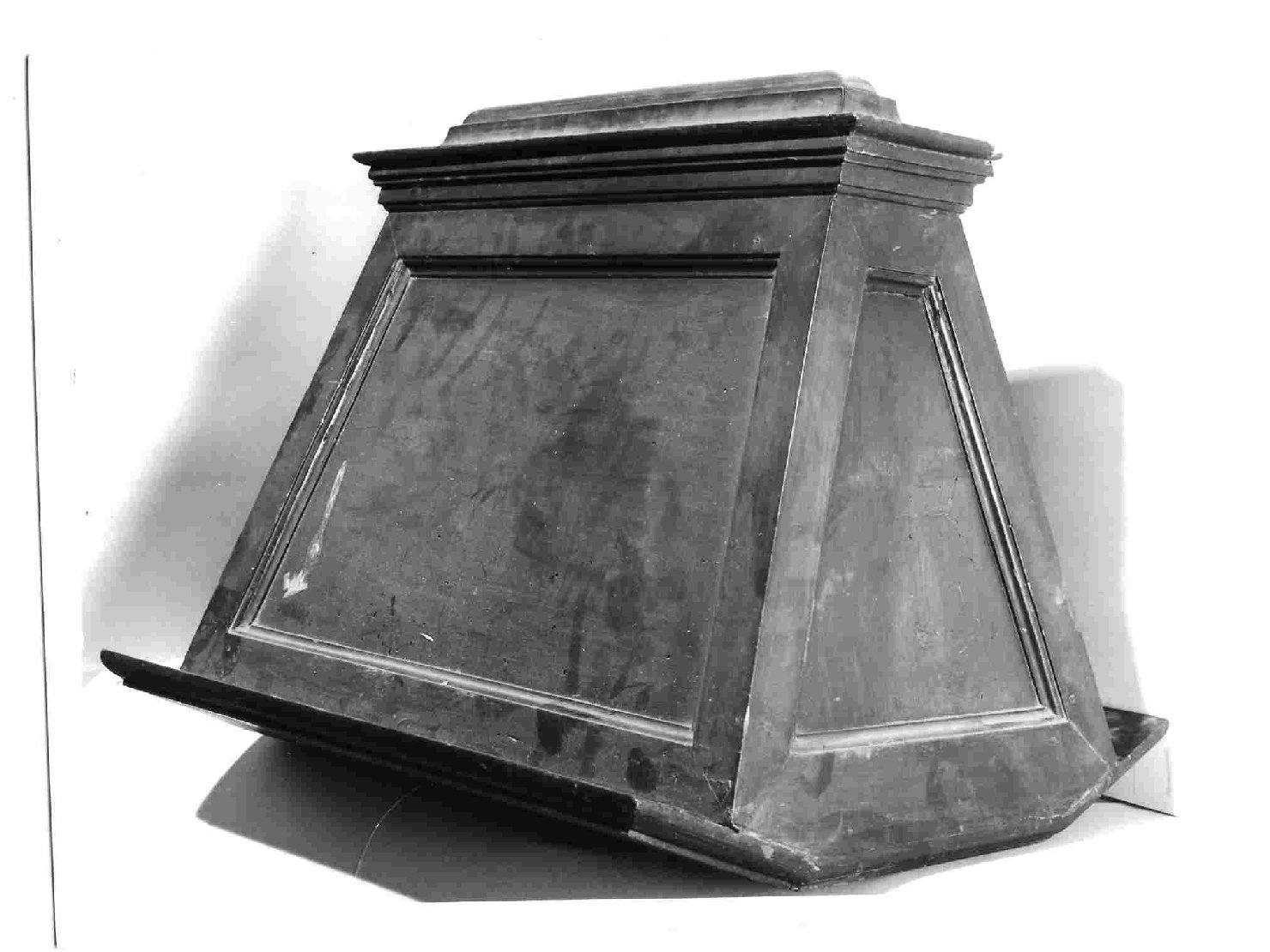 leggio, opera isolata - bottega umbra (sec. XVIII)