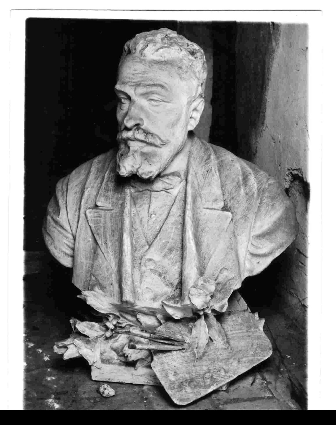 Elia Volpi (busto, elemento d'insieme) di Palazzi Elmo (sec. XX)