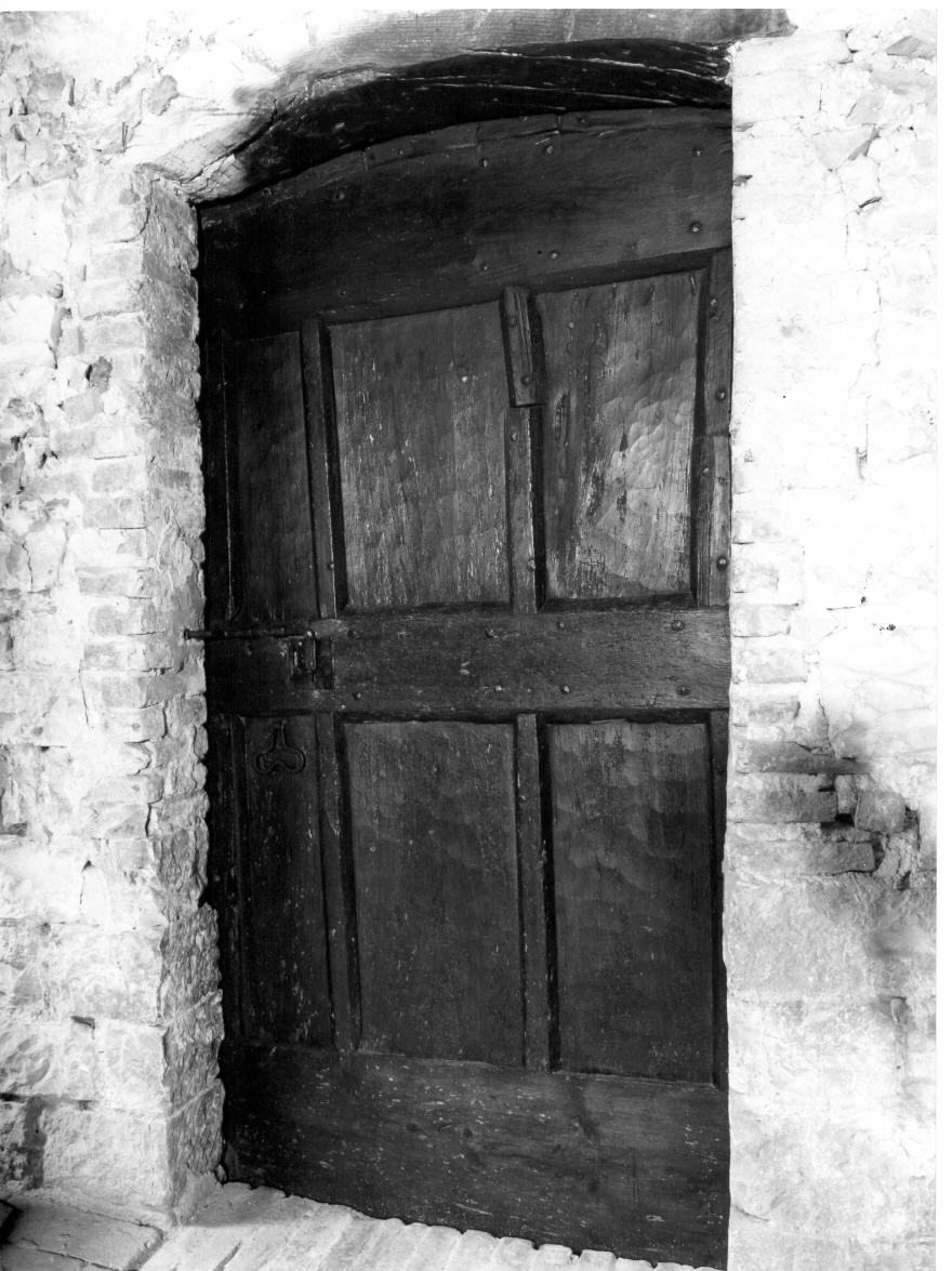 porta - ad un battente - bottega umbra (fine/inizio secc. XV/ XVI)