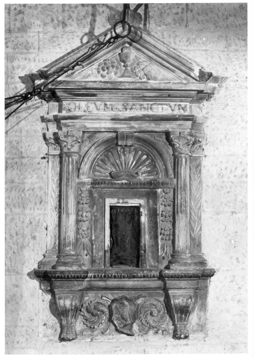 tabernacolo murale - bottega Italia centrale (prima metà sec. XVI)