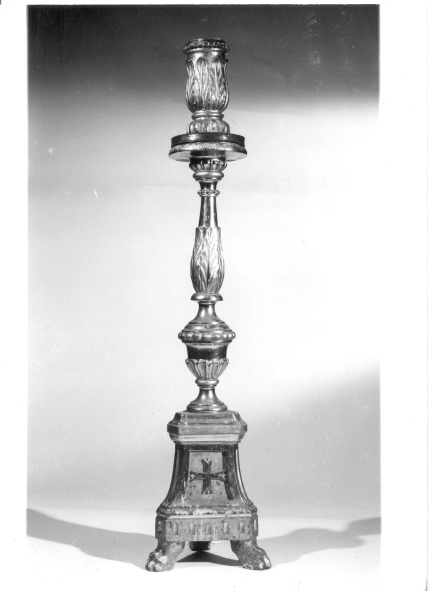 candeliere d'altare, serie - bottega Italia centrale (ultimo quarto sec. XVIII)