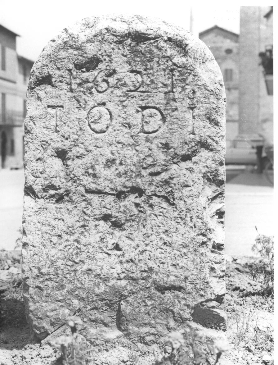 cippo - bottega umbra (sec. XVII)