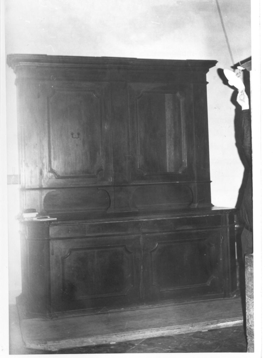 armadio da sacrestia - bottega umbra (sec. XVIII)