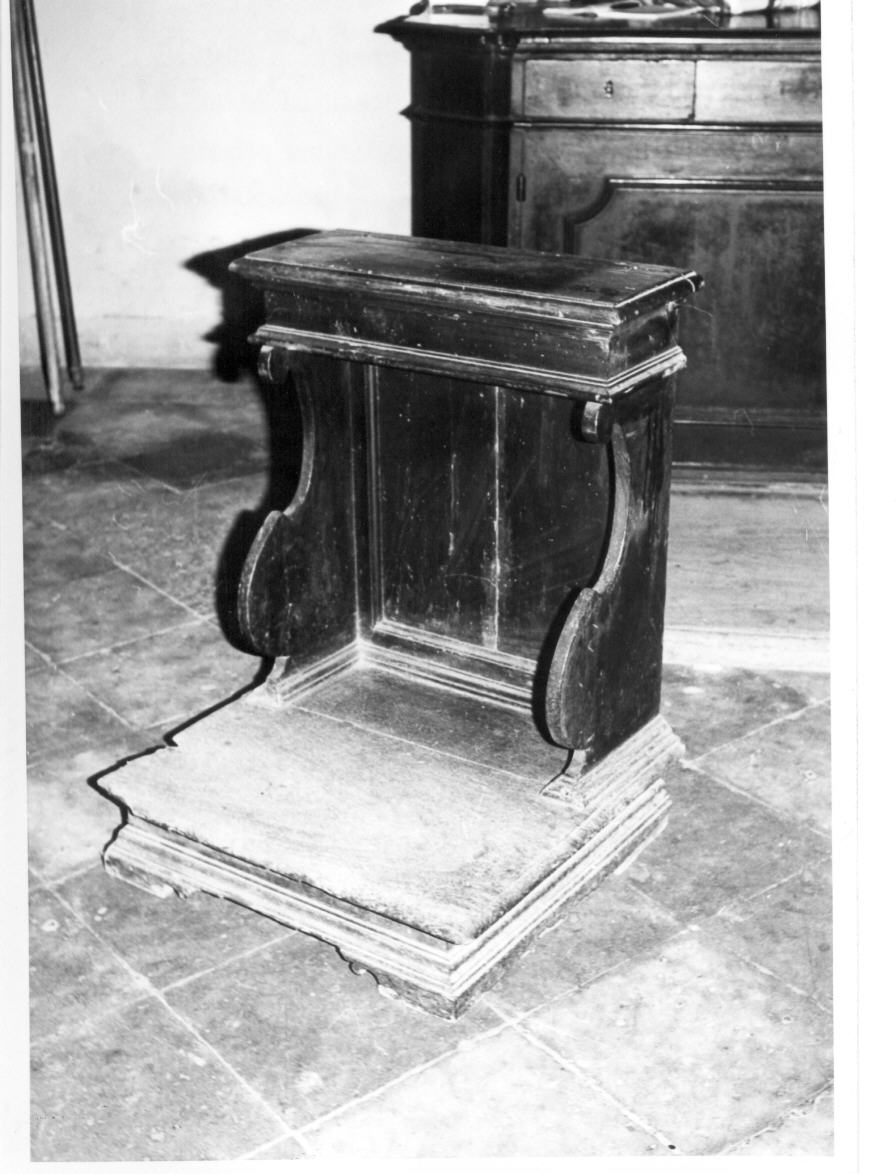 inginocchiatoio - bottega umbra (sec. XVIII)