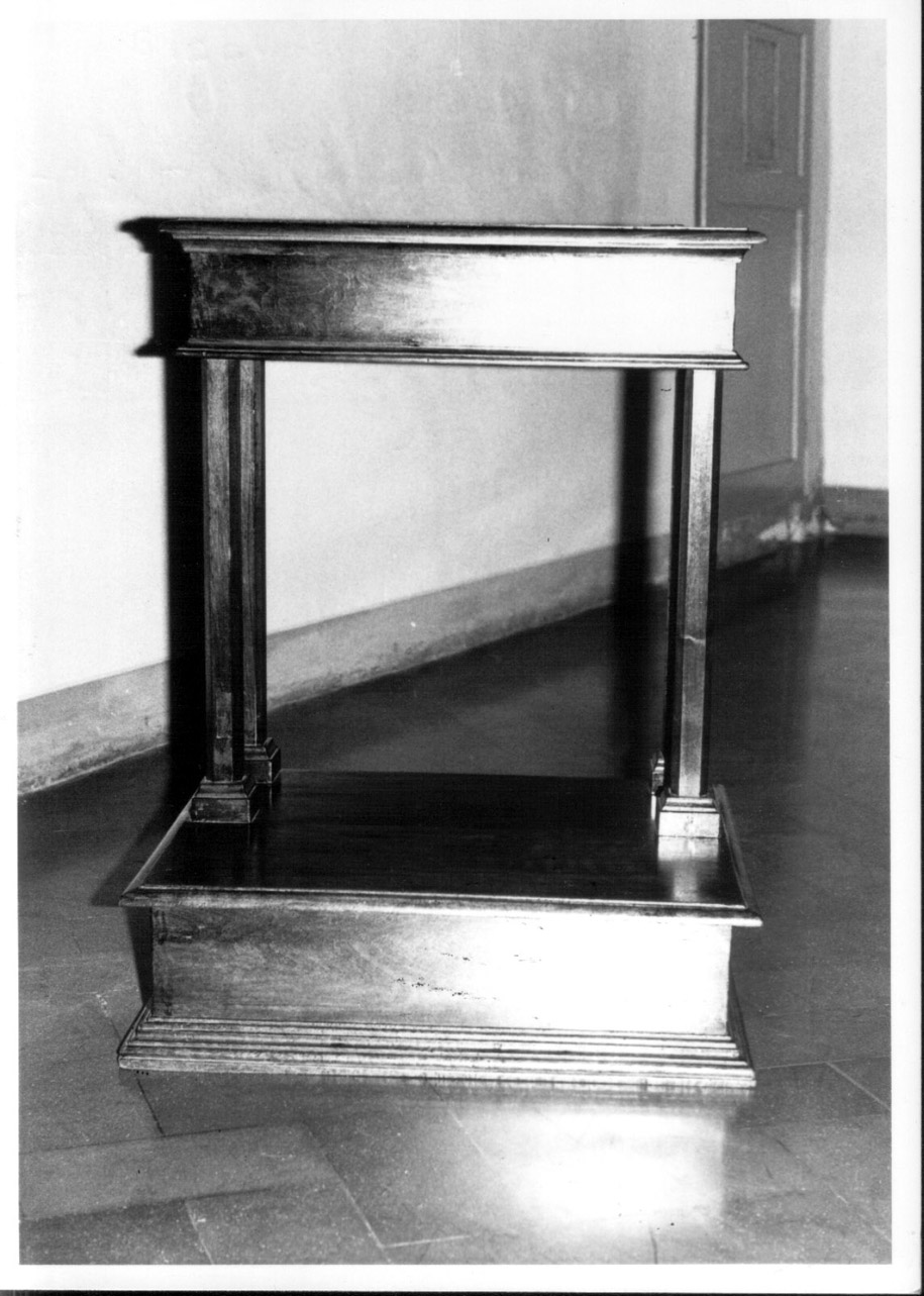 inginocchiatoio, opera isolata - bottega Italia centrale (seconda metà sec. XIX)